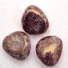 Sasso triangolare, 18x17 mm., Ametista marmorizzato Sasso triangolare, 18x17 mm., Ametista marmorizzato