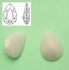 Gemma in resina sfaccettata, forma a goccia 18x13 mm., colore Bianco pieno Gemma in resina sfaccettata, forma a goccia 18x13 mm., colore Bianco pieno